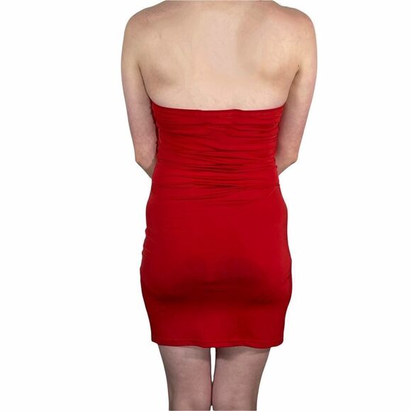 Body Central Red Sleeveless Formal Dress - Picture 8 of 12